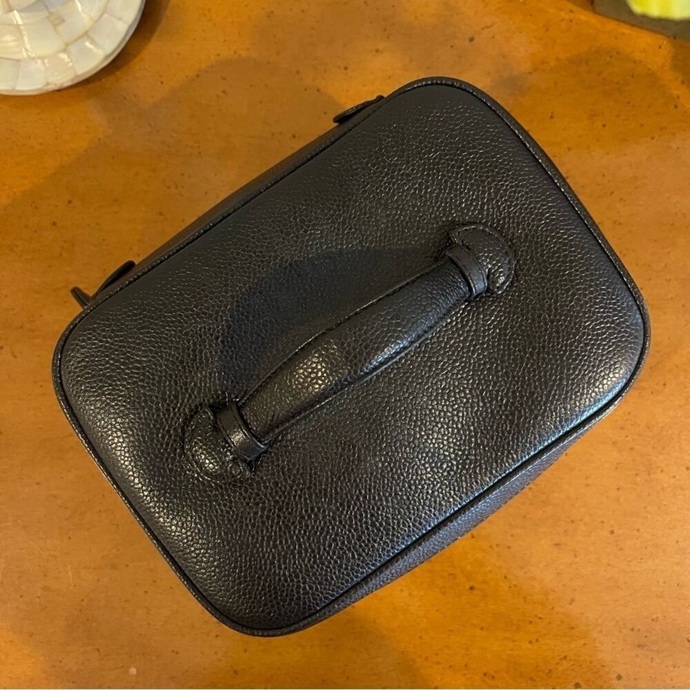 CHANEL Vintage CC Logo Caviar Leather Vanity Case Black - Picture 5 of 10